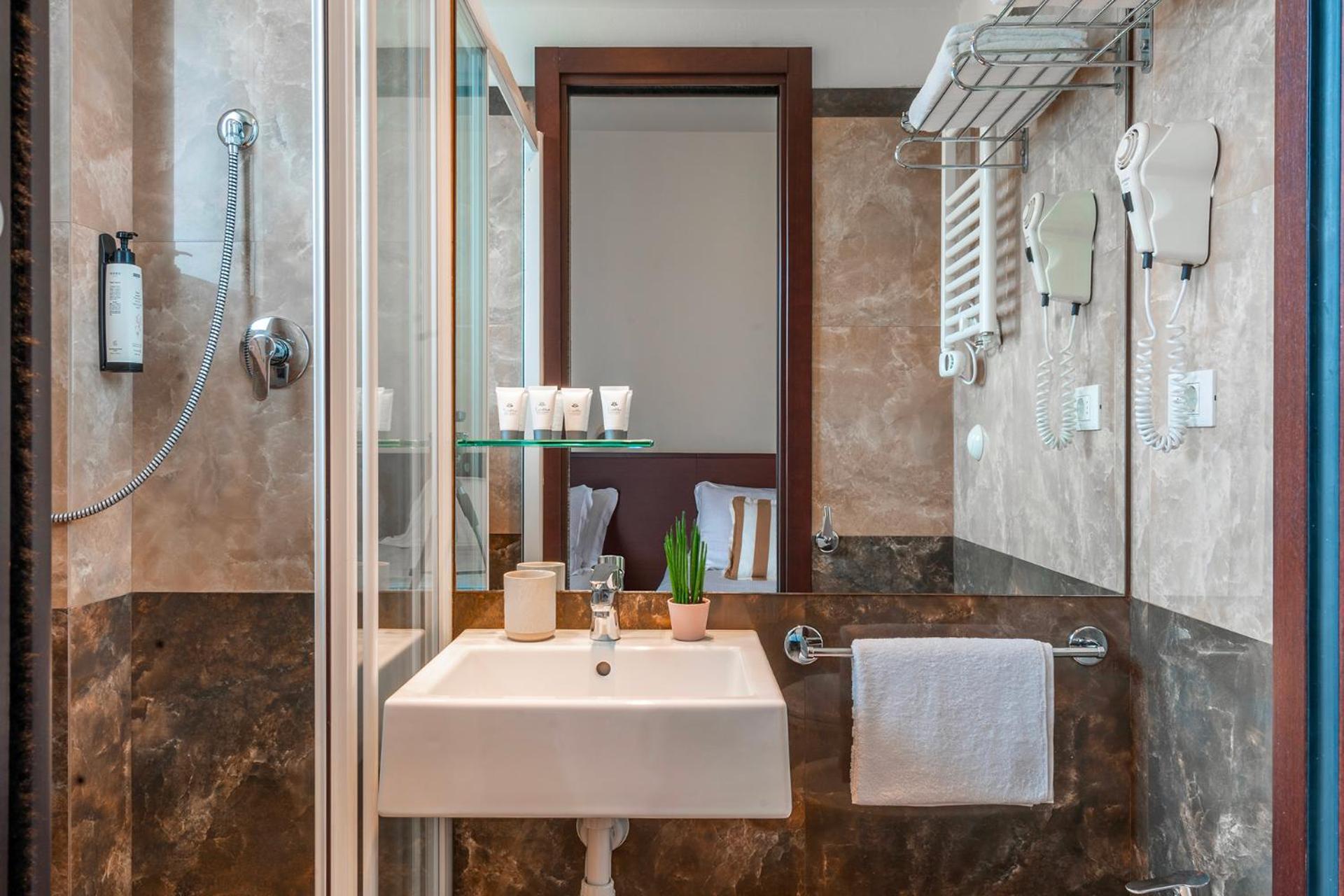 Hotel Carmen Ριτσόνε Εξωτερικό φωτογραφία