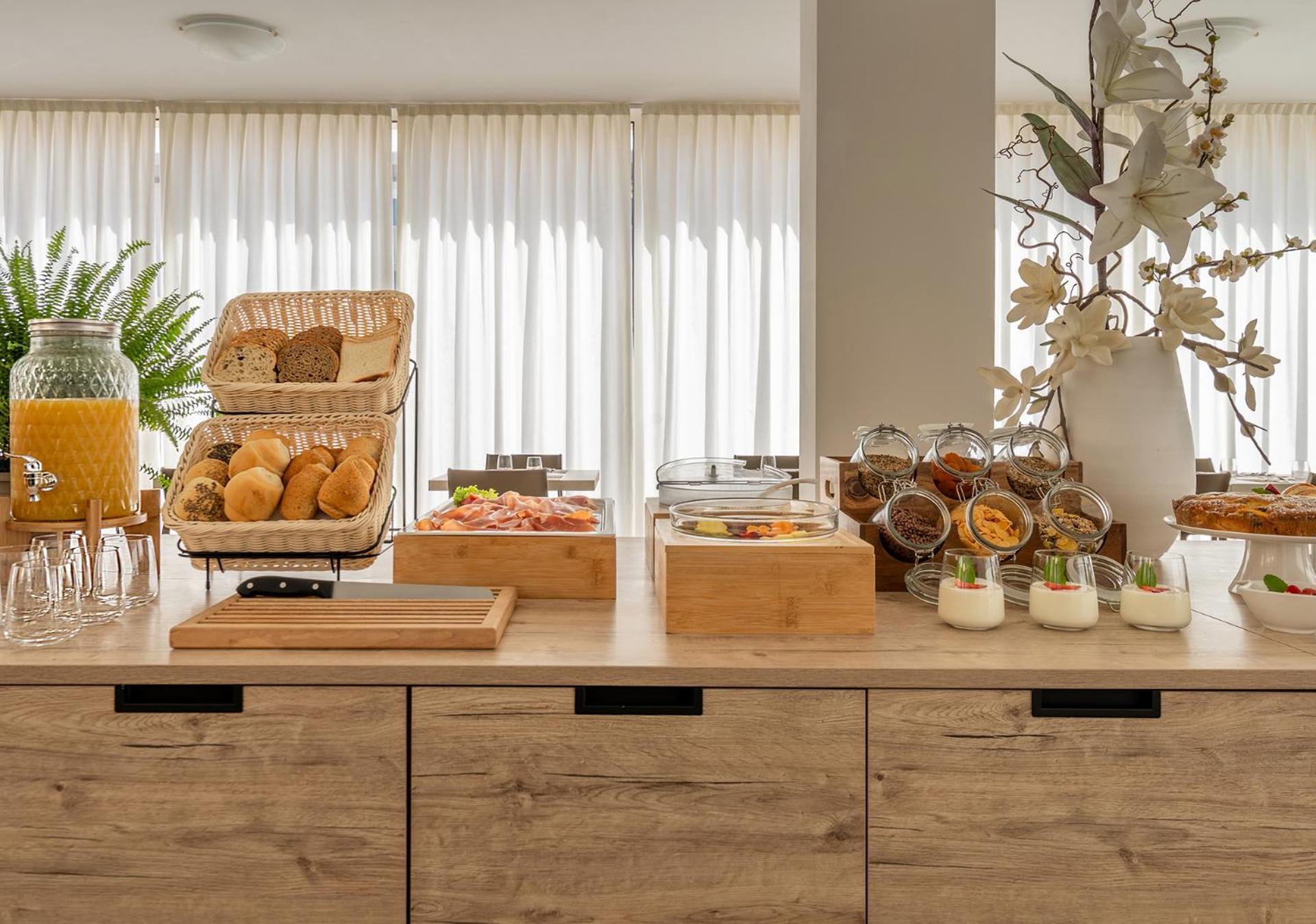 Hotel Carmen Ριτσόνε Εξωτερικό φωτογραφία