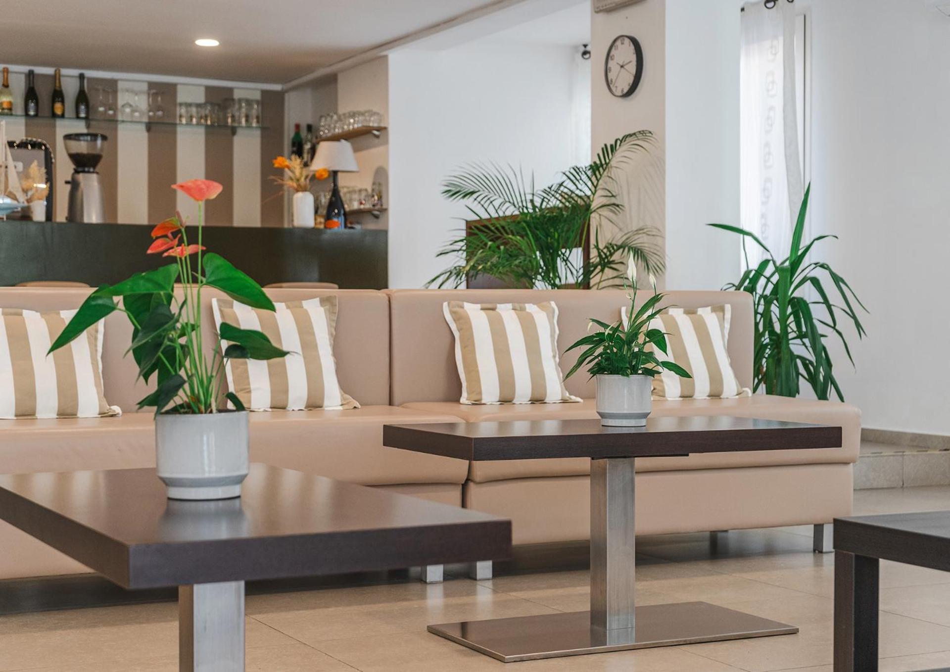 Hotel Carmen Ριτσόνε Εξωτερικό φωτογραφία